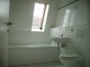 Badezimmer - BEZUGSFREIE DACHTERRASSENWOHNUNG AM SÜDLICHEN STADTRAND VON BERLIN IN MAHLOW