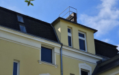 DG-Wohnung Hofsite - CHARMANTE HELLE ALTBAUWOHNUNG MIT SÜDBALKON UND STELLPLATZ IN LICHTERFELDE