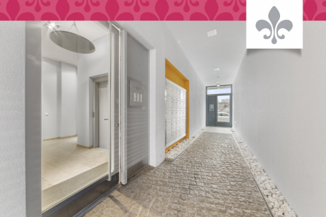 MODERN CHIC IN BERLIN- MITTE: GROSSZÜGIGES 2-ZIMMER-APARTMENT MIT ZWEI BALKONEN, 10115 Berlin, Etagenwohnung