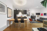 Essbereich - MODERN CHIC IN BERLIN- MITTE: GROSSZÜGIGES 2-ZIMMER-APARTMENT MIT ZWEI BALKONEN