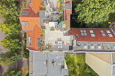 Aufdachterrasse von oben - DACHGESCHOSS MIT AUFDACHTERRASSE IM BAYERISCHEN VIERTEL NUR FÜR ÄSTHETEN