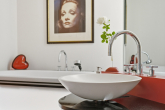 Detail Badezimmer - DACHGESCHOSS MIT AUFDACHTERRASSE IM BAYERISCHEN VIERTEL NUR FÜR ÄSTHETEN