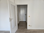 Blick zur Diele - GÜNTZELKIEZ IN WILMERSDORF RENOVIERTE 1-ZIMMER-WOHNUNG MIT BALKON UND AUFZUG