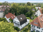 Drohnenbild von Nordost - EINFAMILIENHAUS: GEPFLEGTER ALTBAU IN ZEHLENDORF SUCHT NEUE FAMILIE